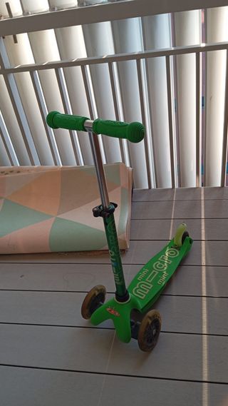 Patinete Micro 3 Ruedas Verde con Luces Mini delux