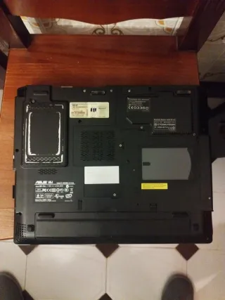 Portátil Asus A6J Windows XP