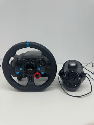 Volante Logitech G29 con pedales y palanca