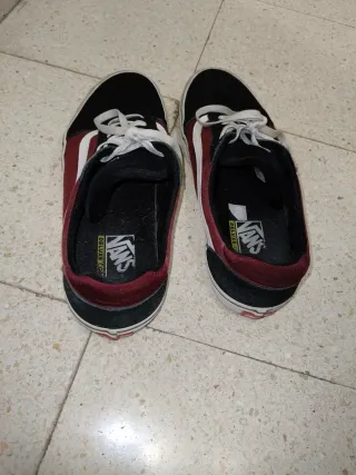 Zapatillas Vans Hombre Negras y Rojas