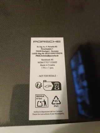 Agenda preta com elástico