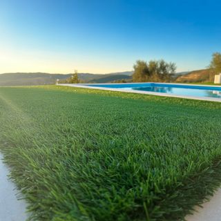 Césped artificial reutilizado