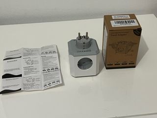 Adaptador de viaje universal multi-enchufe