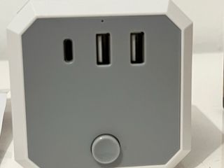 Adaptador de viaje universal multi-enchufe