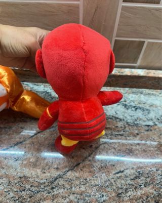 Peluche Pesce Rosso e Iron Man