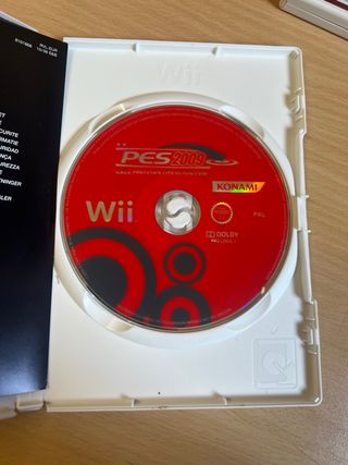 Pacchetto 4 Giochi Nintendo Wii: Animal Crossing, PES 2