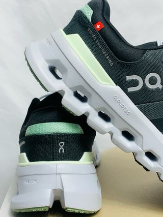 On Cloudrunner 2 Nuevas Caja Original