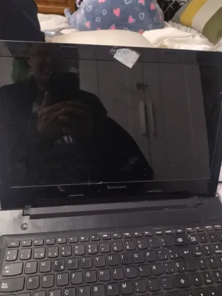 Portátil Lenovo Negro