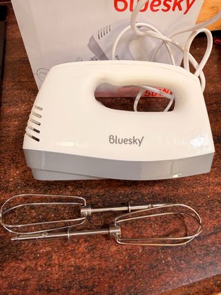 Batidora Bluesky Blanca y Gris