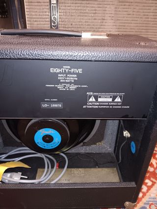 Amplificador Fender Eighty five