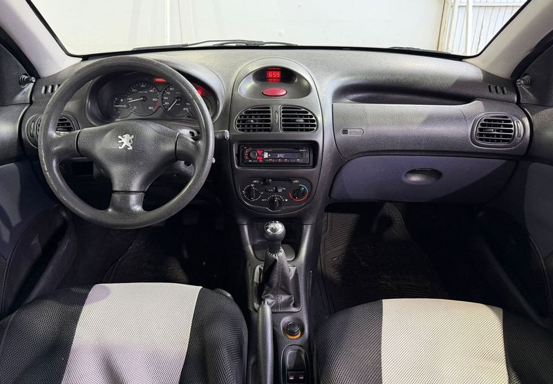 Peugeot 206 1.4 XR 2001, foto 14