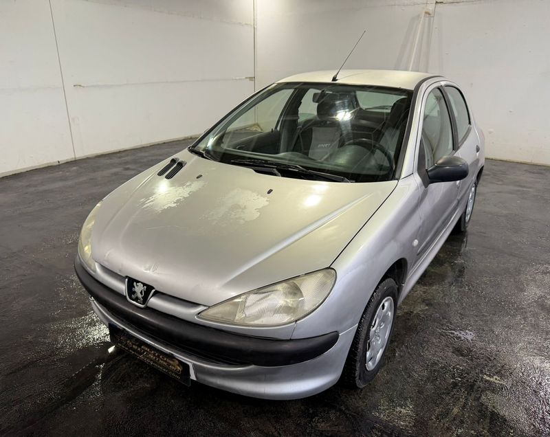 Peugeot 206 1.4 XR 2001, foto 20