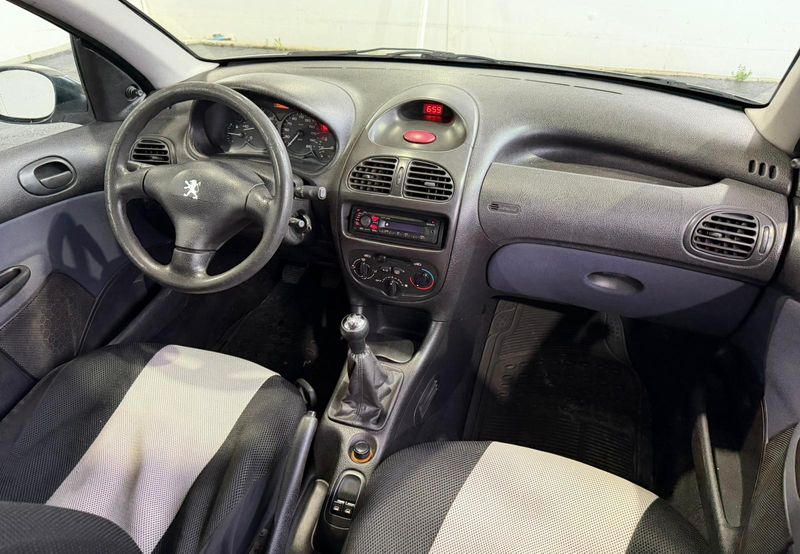Peugeot 206 1.4 XR 2001, foto 27
