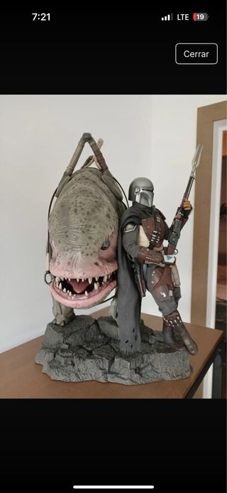 Hot Toys Mandalorian & Blurrg Figura