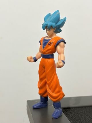 Figura Goku Super Saiyan Blue Dragon Ball