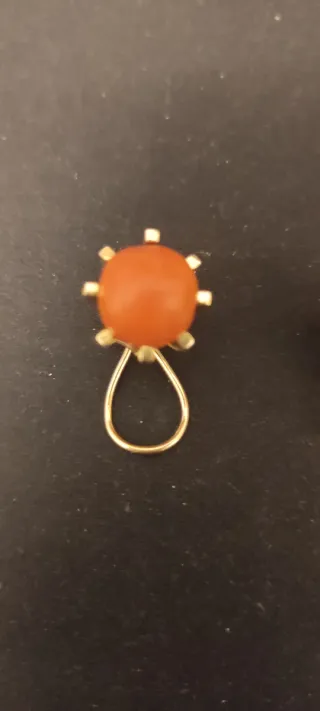 Pendientes Oro 18kts con bolas de Coral