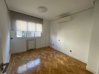 Casa pareada en alquiler en Piovera - Conde Orgaz en Madrid