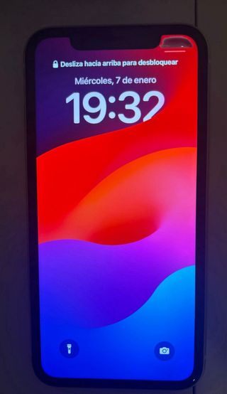 iPhone 11 Blanco con Fundas