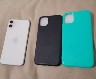 iPhone 11 Blanco con Fundas