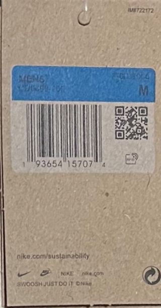 Camiseta de fútbol Brasil Nike talla M.