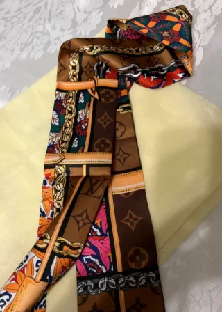Foulard Louis Vuitton