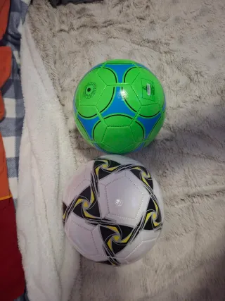 2 Palloni da Calcio Ufficiali