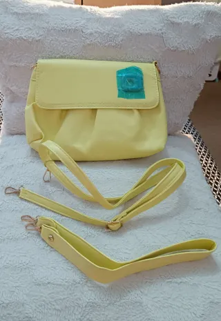 Bolso amarillo