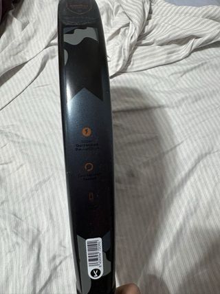 Pala de pádel Kombat Ulises