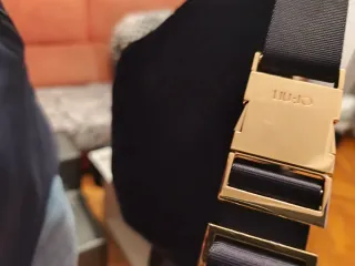 Riñonera Liu Jo negra acolchada