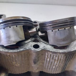 Cilindro e pistoni Yamaha TMAX 500 01-03