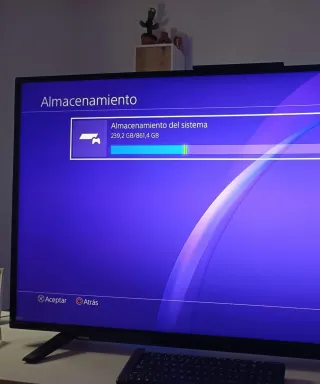 PS4 (PlayStation 4) Negra en perfectas condiciones