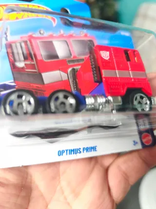 Hot Wheels Optimus Prime