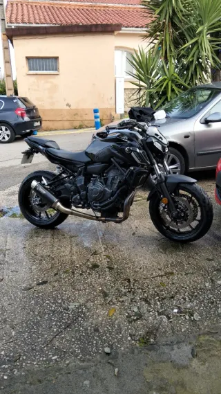 Yamaha MT-07 Negra