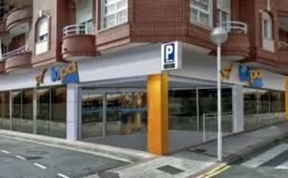 Parcela de garaje cerrada