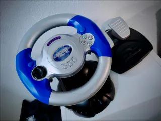 Volante Roadstar PS2 com Pedais