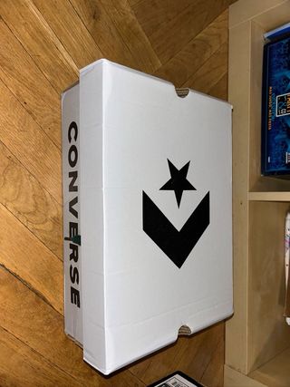 Converse verdes y blancas sin estrenar