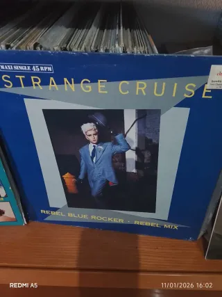 Mas de 700 vinilos, escucho precios