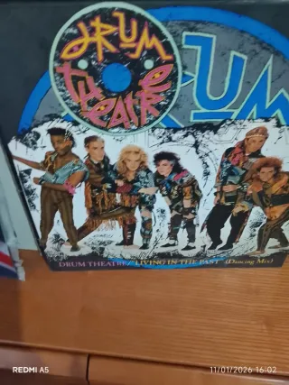 Mas de 700 vinilos, escucho precios