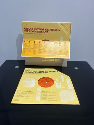 Caja 9 Vinilos Música Iberoamericana
