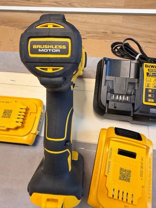Taladro Percutor Dewalt 18V XR