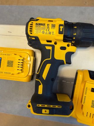 Taladro Percutor Dewalt 18V XR