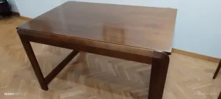 Mesa de comedor extensible de madera