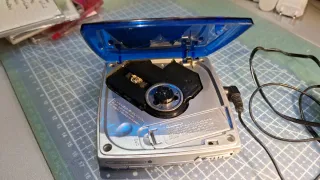 Reproductor CD MP3/8cm Verbatim Retro