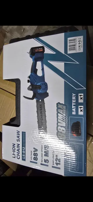 Motosega a Batteria Li-ion 88V