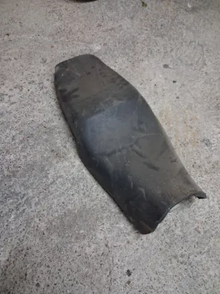 Asiento Yamaha TZR 50/80