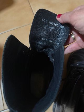 Anfibi Cult neri in pelle