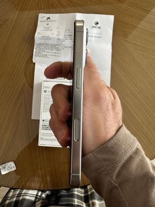 iPhone 16 Pro 256GB Blanco Titanium