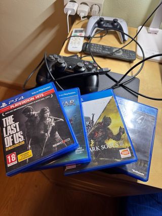 PS4 (PlayStation 4) Negra + Mando + HDMI