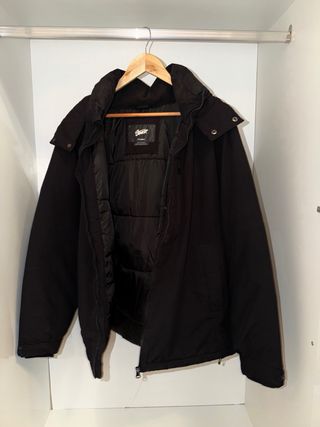 Plumífero negro Pull&Bear