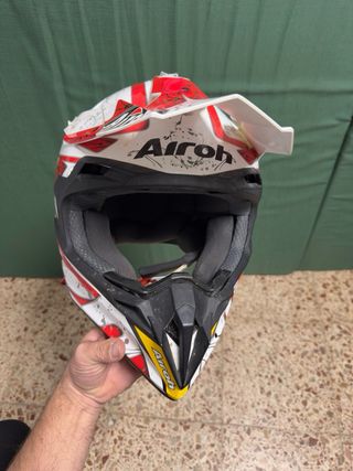 Casco Airoh Carbon Kevlar talla L 59-60 1070+ 50gr